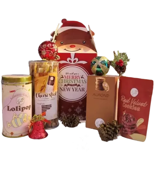 pramesti-parcel-snack-natal-dari-athaya-yang-terdiri-dari-permen-lolipop-cheese-stik-almond-cookies-red-velvet-pouch-box-exclusive-dan-ornamen-natal